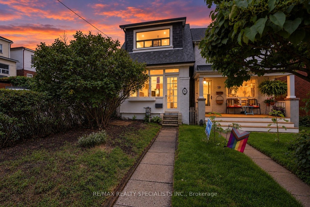 Photo of 21 Mendel Avenue, Toronto, ON M4C 1E6 (MLS # E13845202)