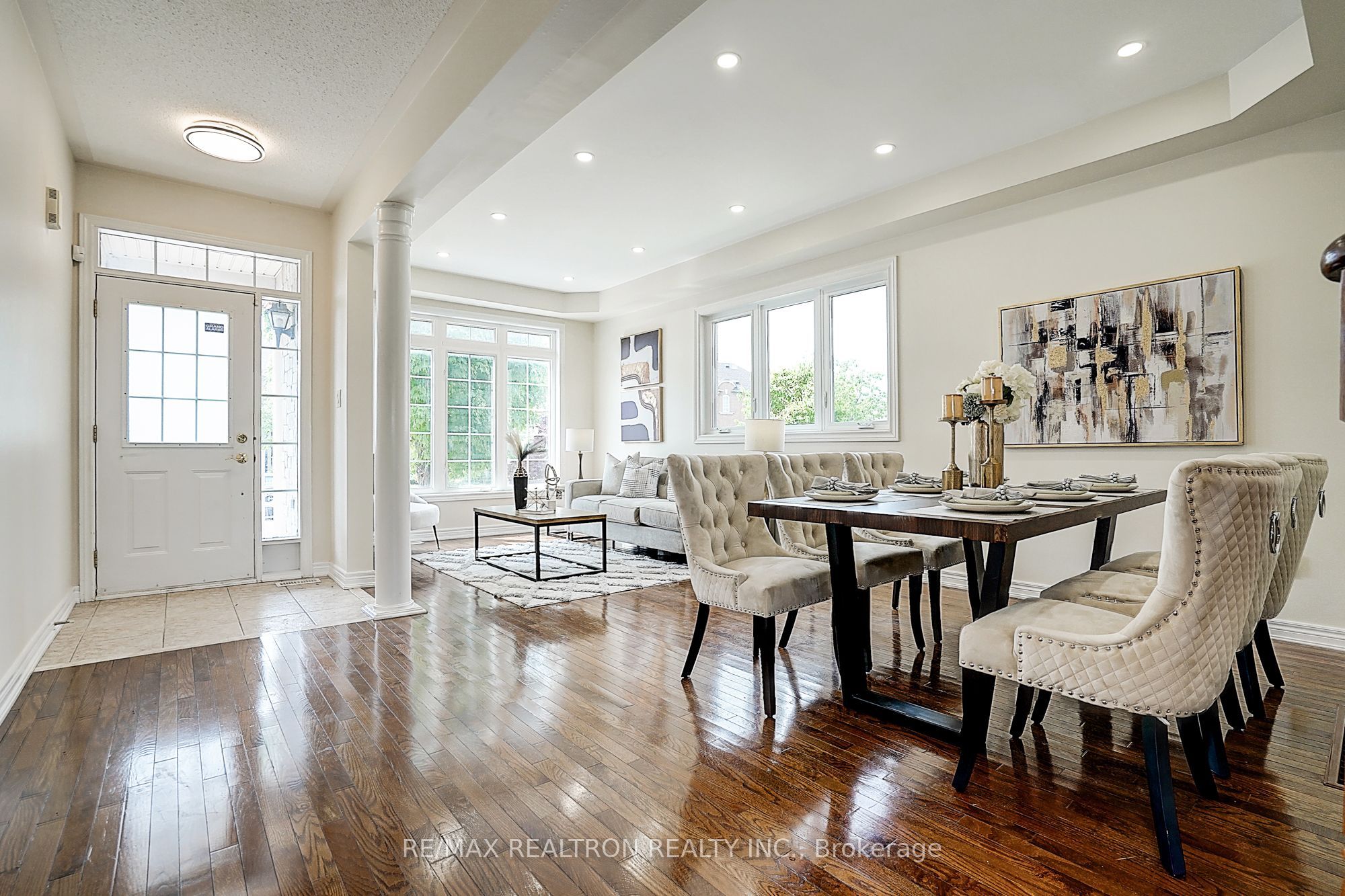 346 Autumn Hill Boulevard