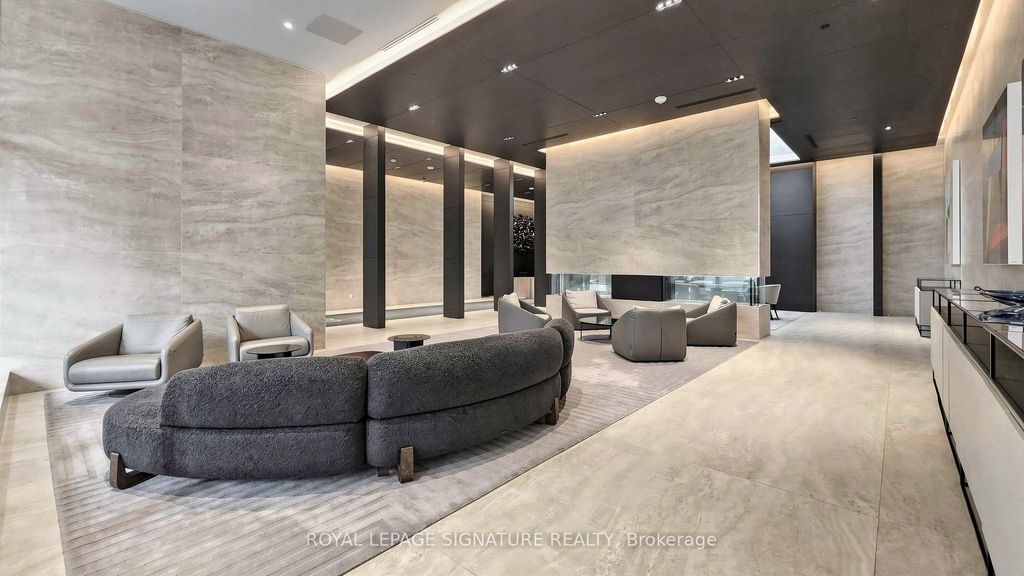 Photo of 2221 Yonge Street #1011, Toronto, ON M4S 0B8 (MLS # C13207860)