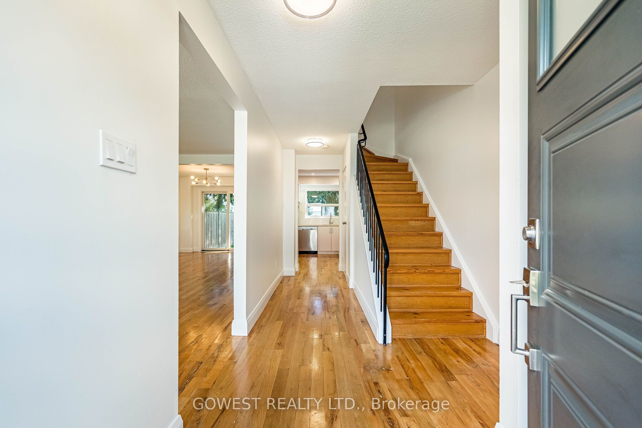 1055 Shawnmarr Road 75
