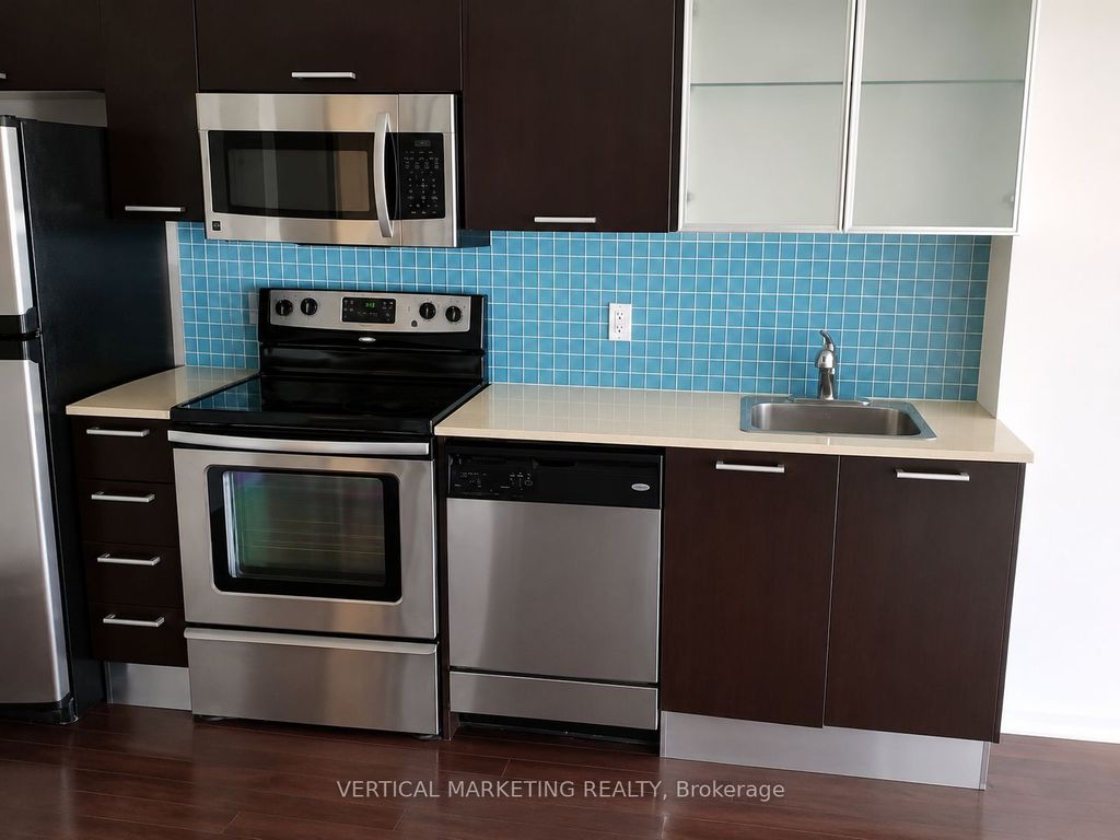 Photo of 37 Grosvenor Street #2010, Toronto, ON M4Y 3G5 (MLS # C13098868)