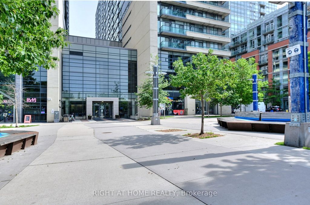 Photo of 36 Lisgar Street #1511, Toronto, ON M6J 0C7 (MLS # C13540926)