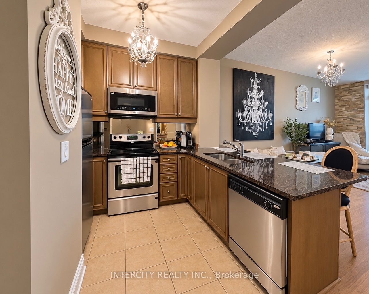 9235 Jane Street 1204