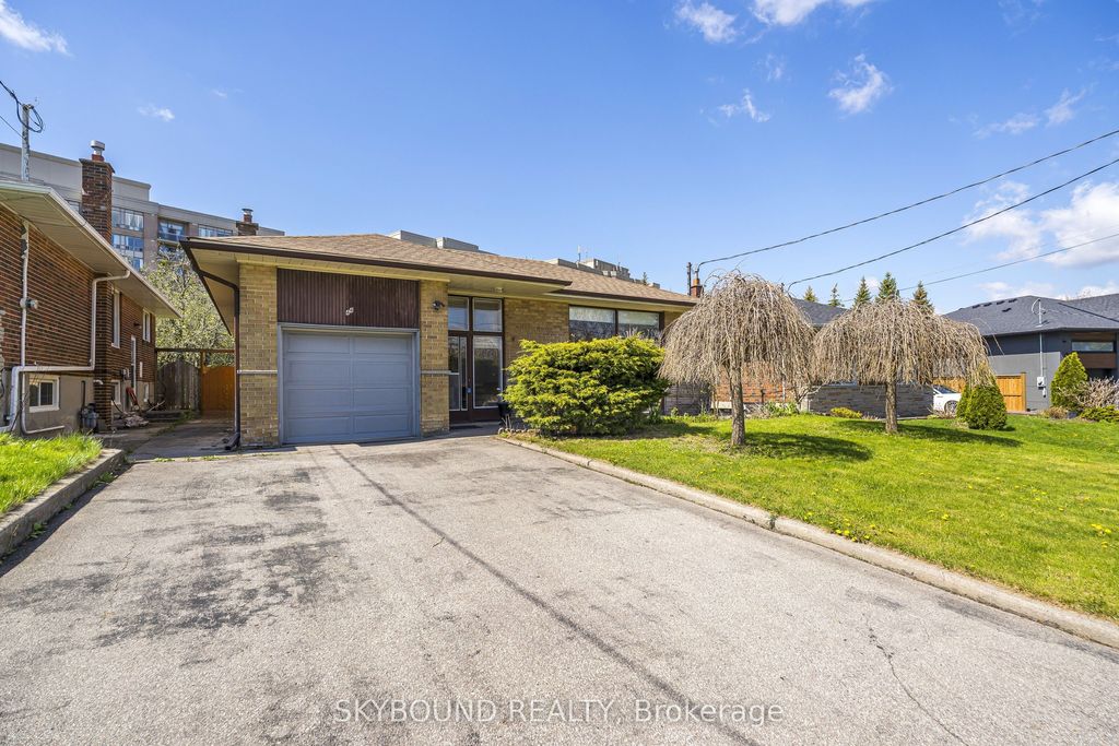 Photo of 44 Tinder Crescent, Toronto, ON M4A 1L3 (MLS # C13114938)