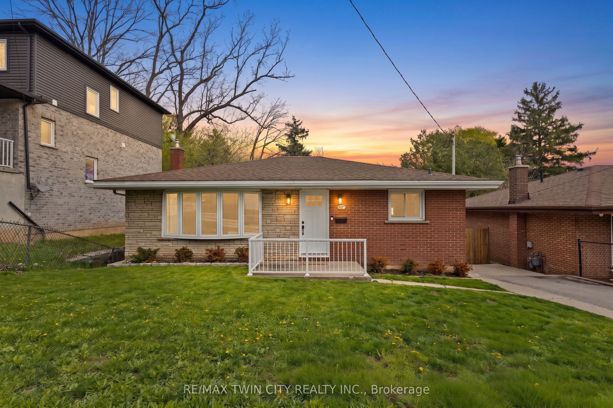 Welcome to 87 St Paul Ave in Brantford!