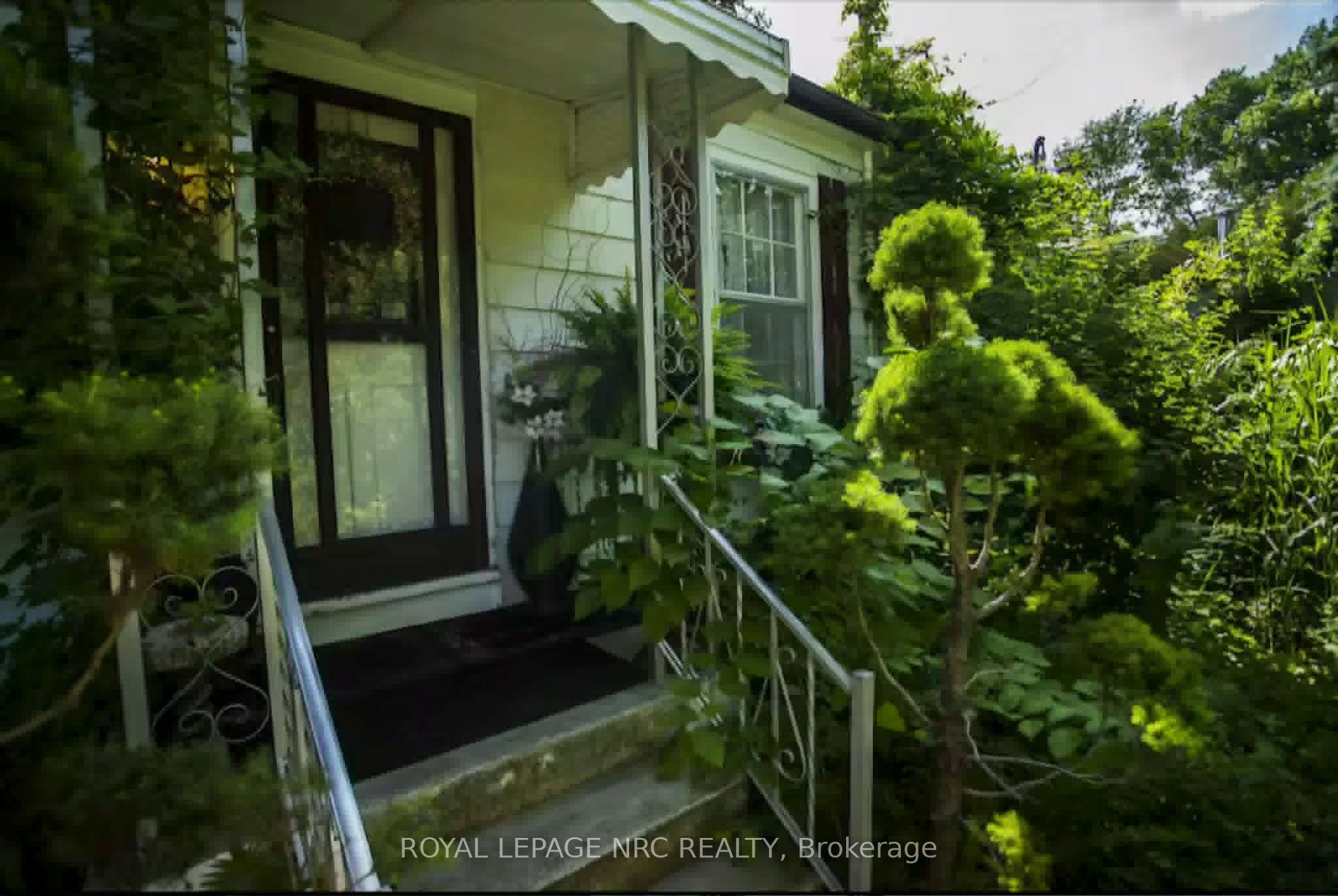 156 Mary Street