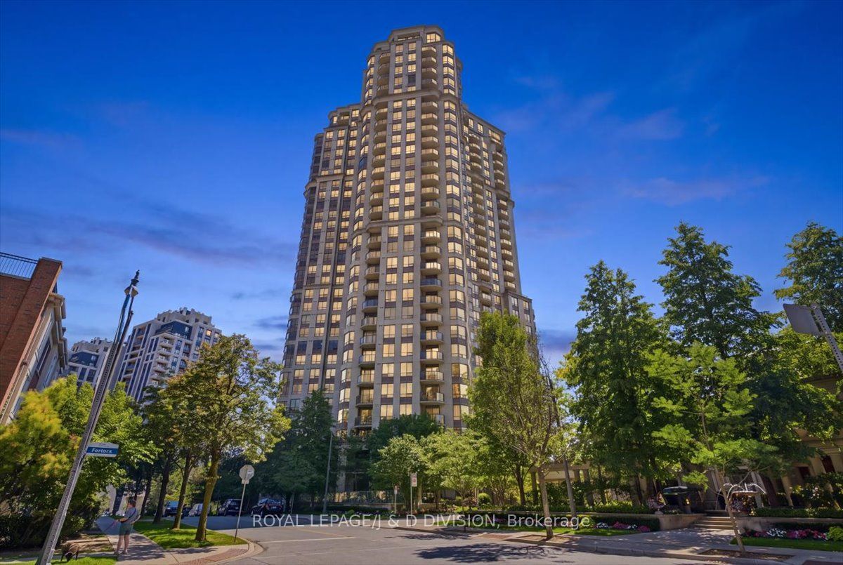 80 Harrison Garden Boulevard 828