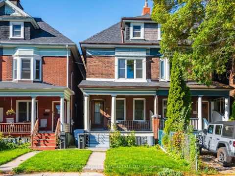 132 Close Avenue Toronto ON M6K 2V5