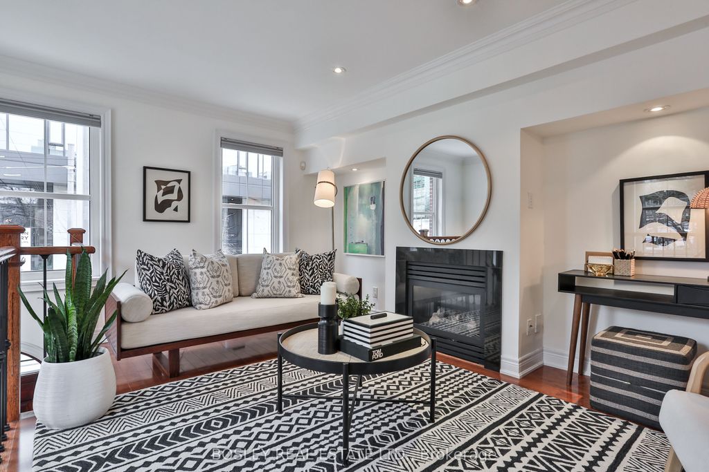 Photo of 188 McCaul Street, Toronto, ON M5T 1W5 (MLS # C12970612)