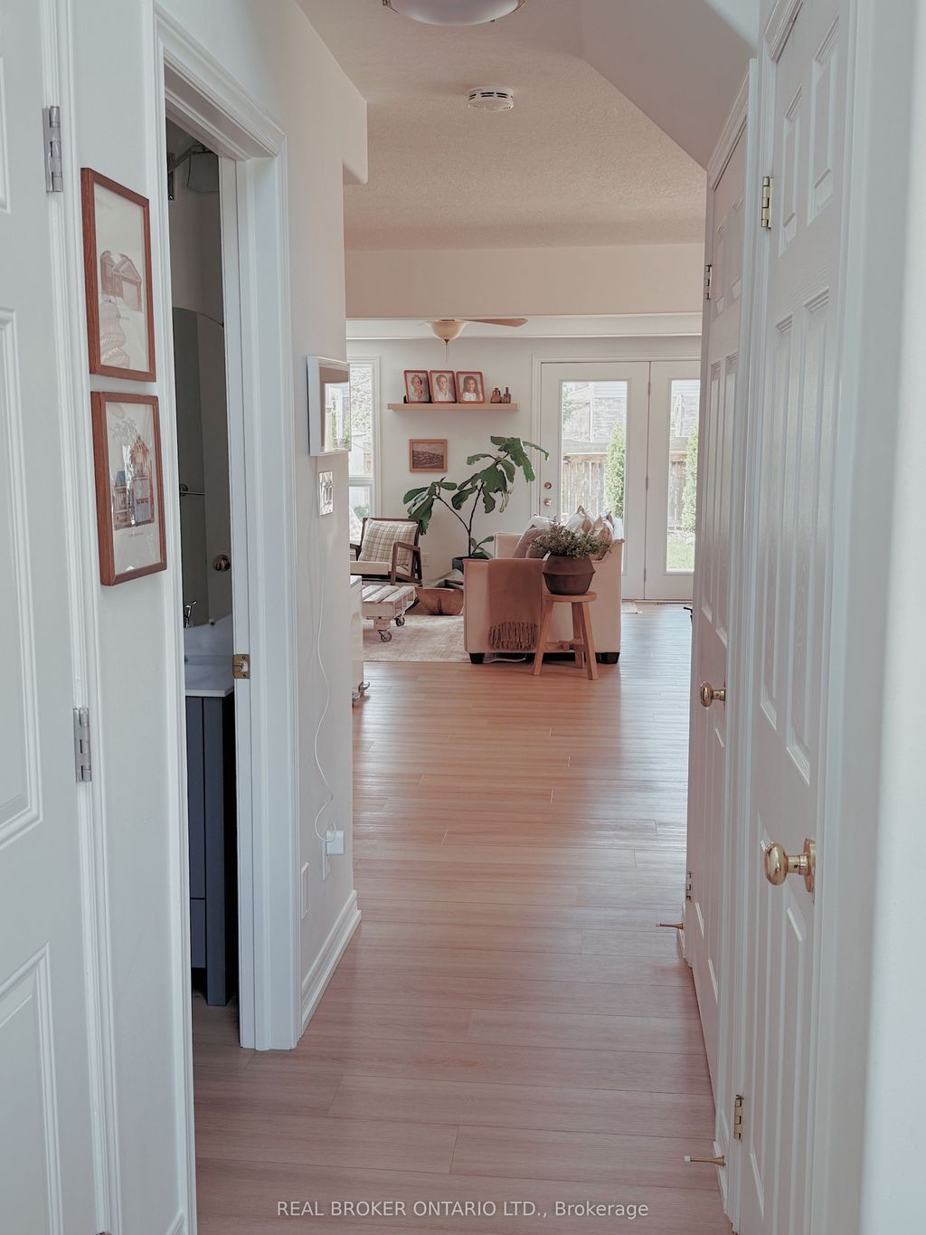 Photo of 320 Holden Street, Collingwood, ON L9Y 0E1 (MLS # S13111970)