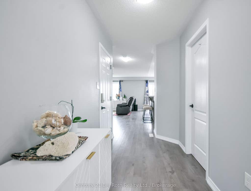 Photo of 208 Diana Drive, Orillia, ON L3V 8J8 (MLS # S13508460)