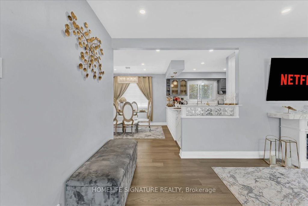 Photo of 83 Pachino Boulevard, Toronto, ON M1R 4J8 (MLS # E12498374)