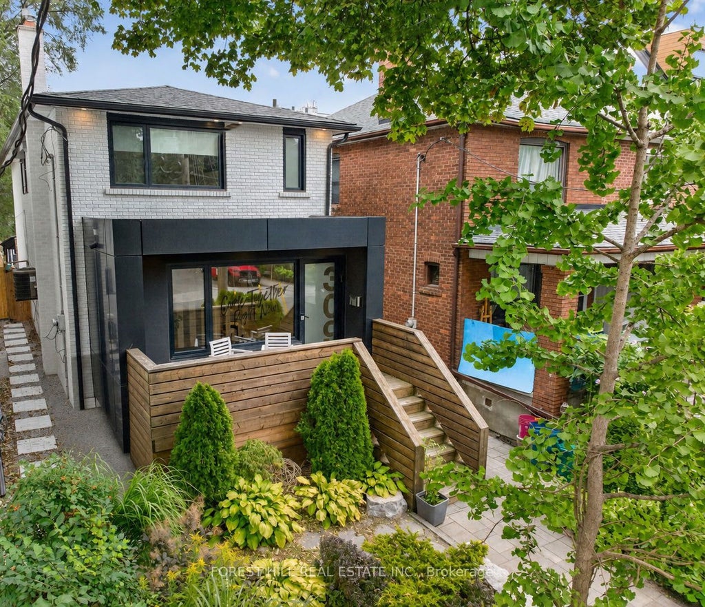 Photo of 309 Wychwood Avenue, Toronto, ON M6C 2T6 (MLS # C13735906)