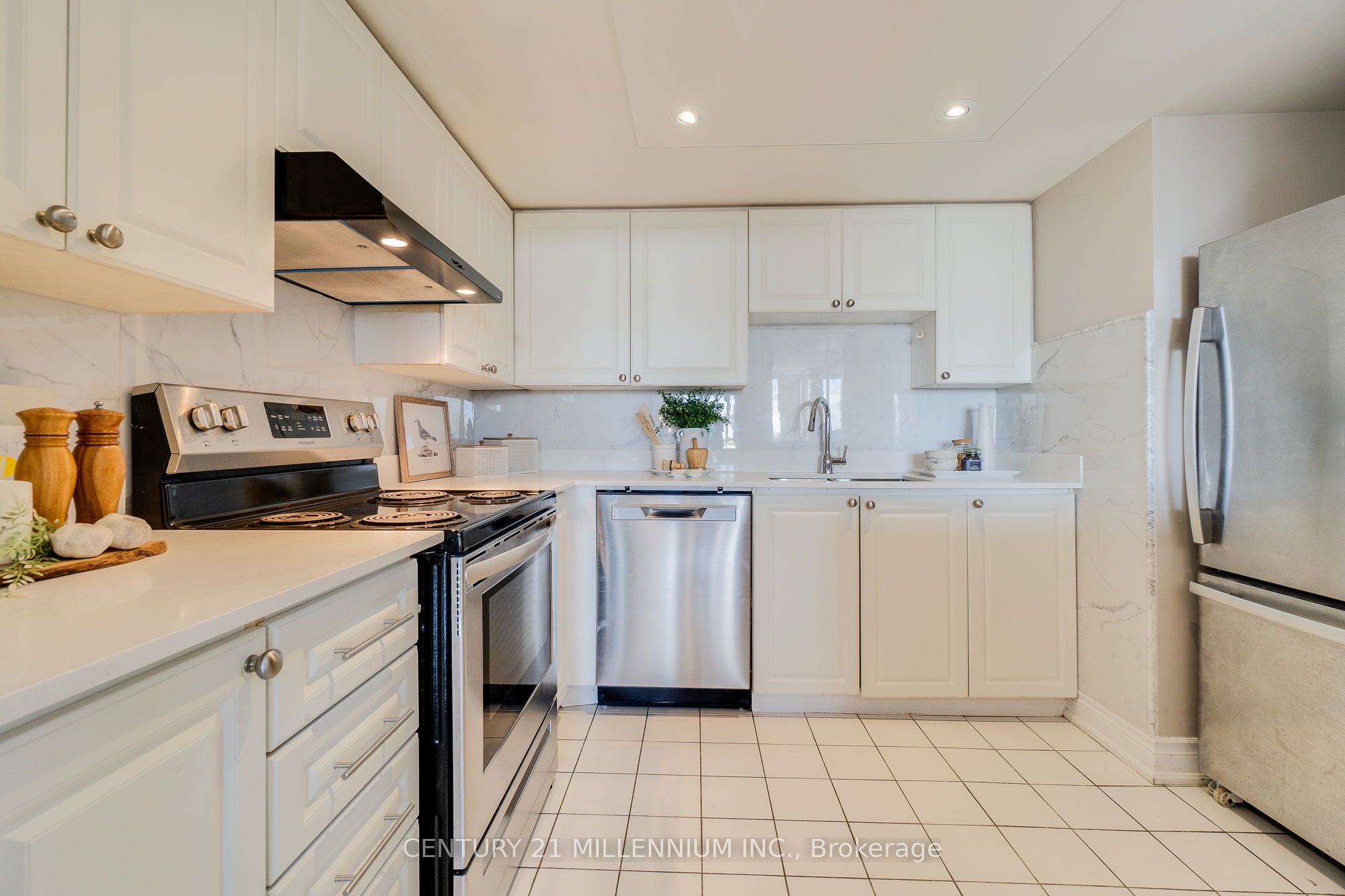4450 Tucana Court 902
