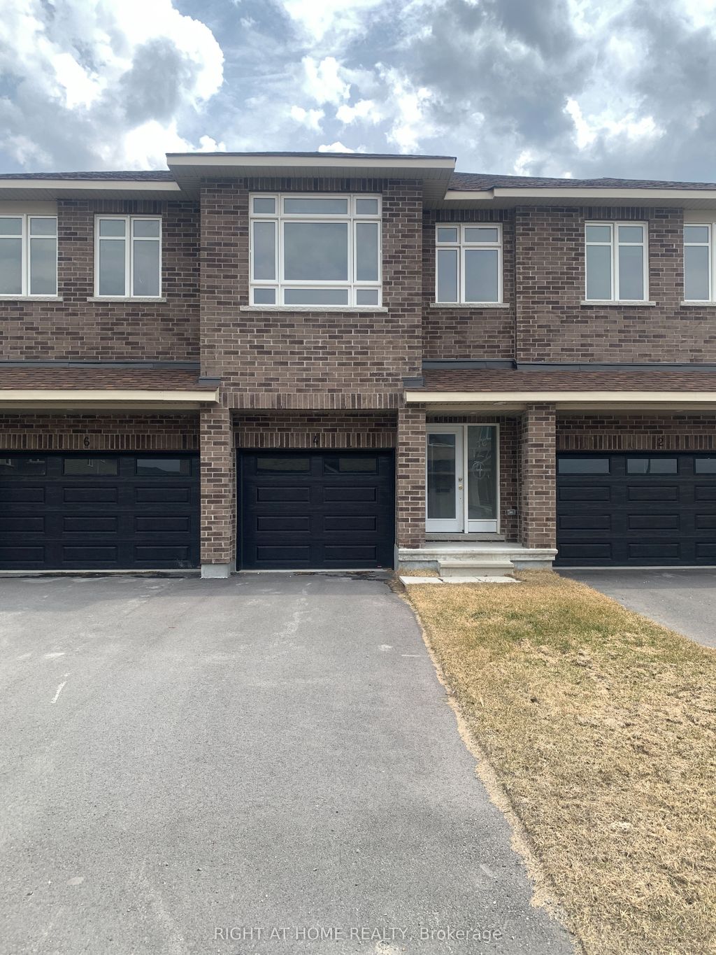 Photo of 4 Wylie Way, Carleton Place, ON K7C 0C4 (MLS # X12993952)