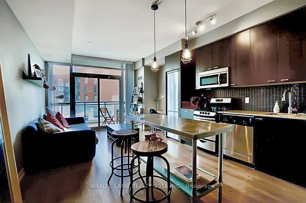 Photo of 775 King Street W #809, Toronto, ON M5V 2K3 (MLS # C13811116)