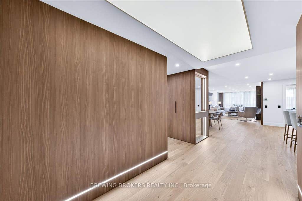 Photo of 3600 Yonge Street #737, Toronto, ON M4N 2N6 (MLS # C13635094)