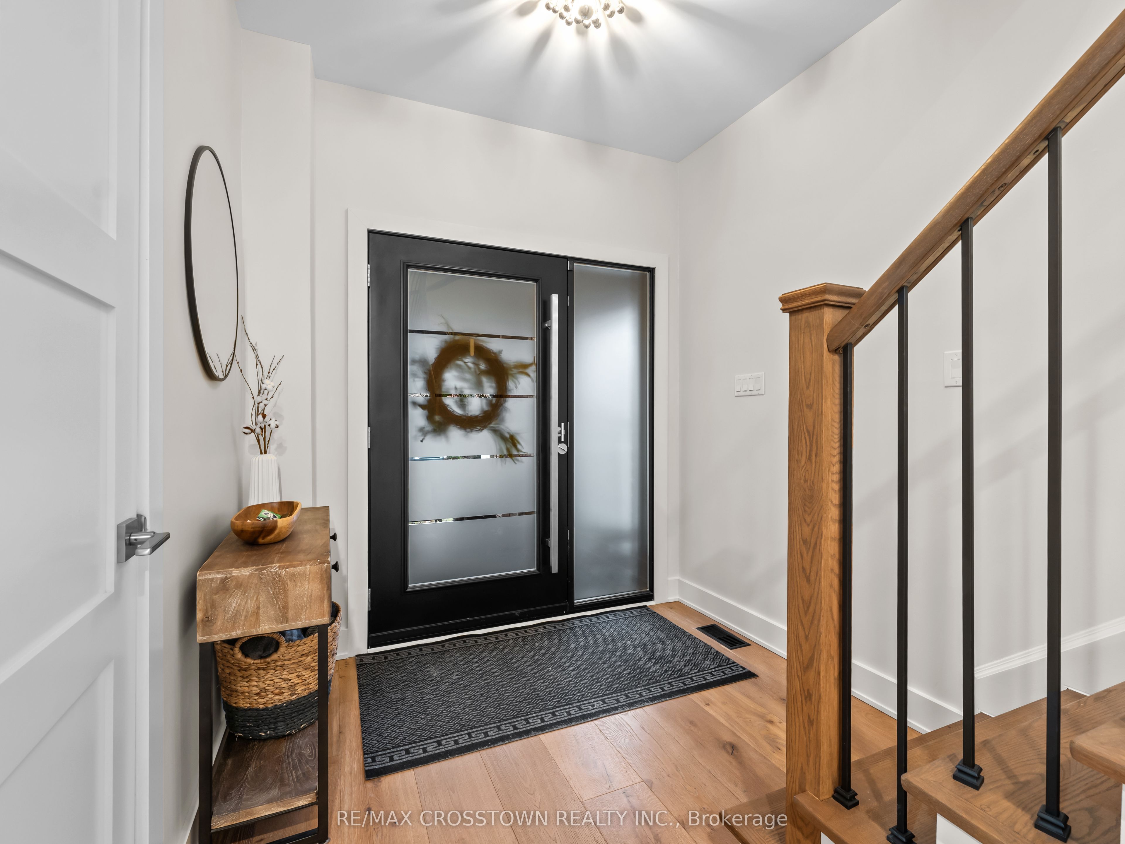 109 Golden Gate Circle