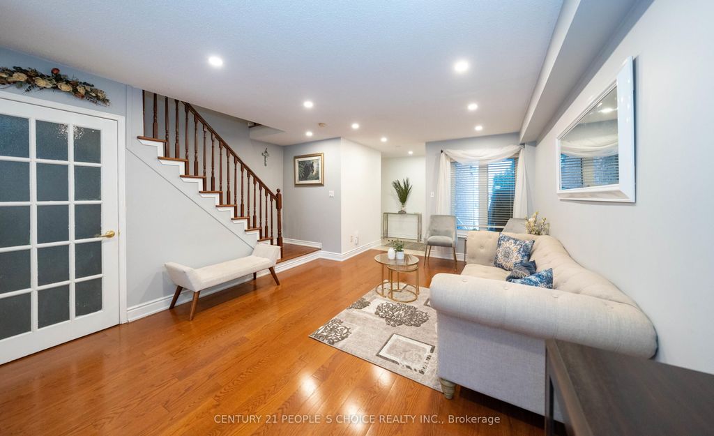 Photo of 12 Cameron Glen Boulevard, Toronto, ON M1C 5A7 (MLS # E12883030)