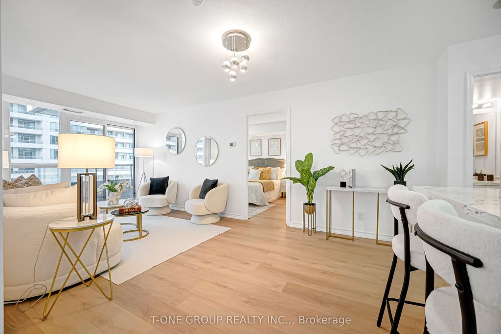 Photo of 35 Hollywood Avenue #2112, Toronto, ON M2N 0A9 (MLS # C12577444)