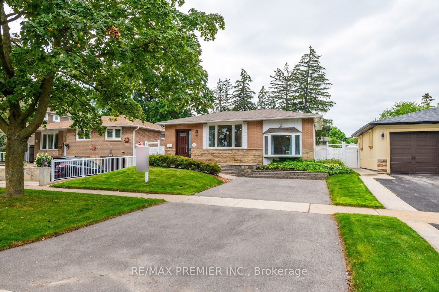 1997 Truscott Drive