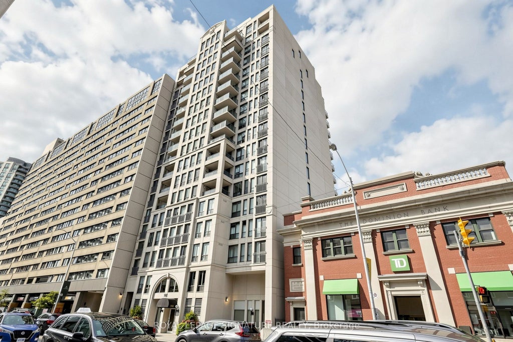 Photo of 388 Bloor Street E #1801, Toronto, ON M4W 3W9 (MLS # C13788084)