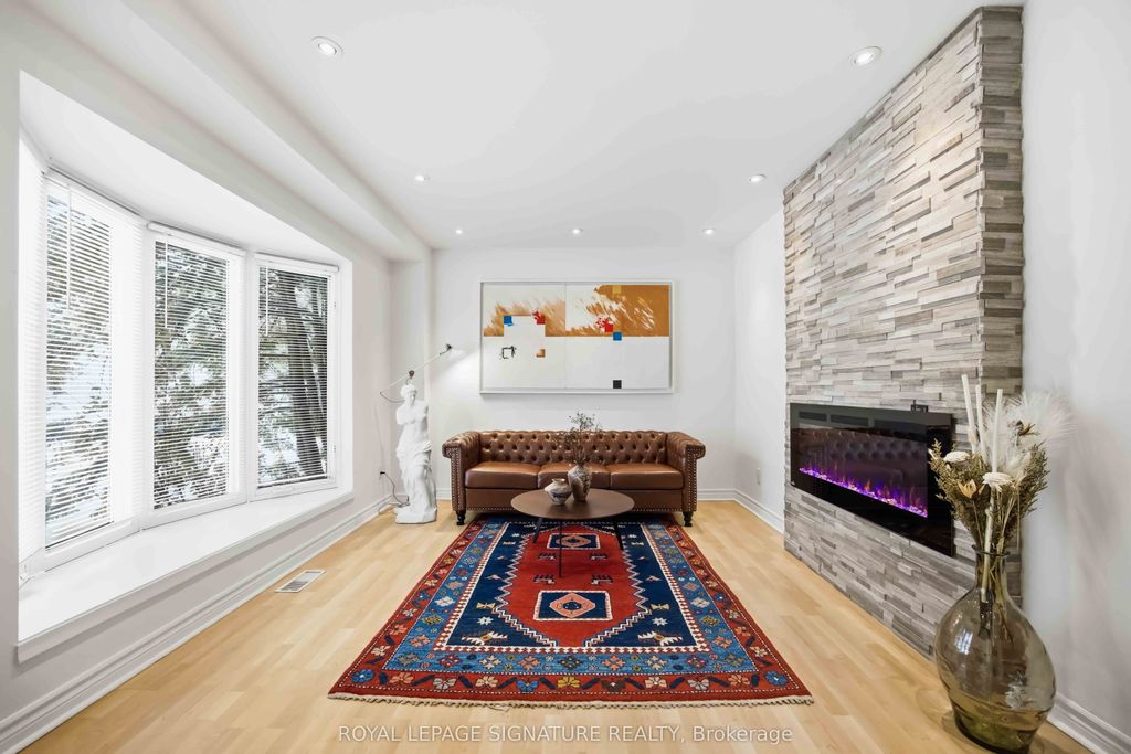 Photo of 104 Marbury Crescent, Toronto, ON M3A 2G4 (MLS # C12801074)