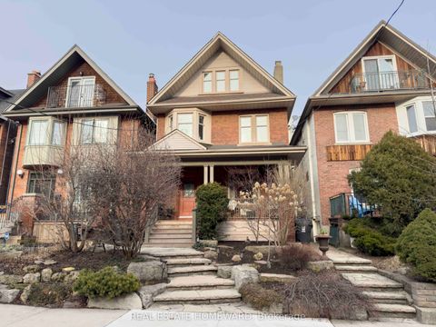 101 Bertmount Avenue Toronto ON M4M 2X8