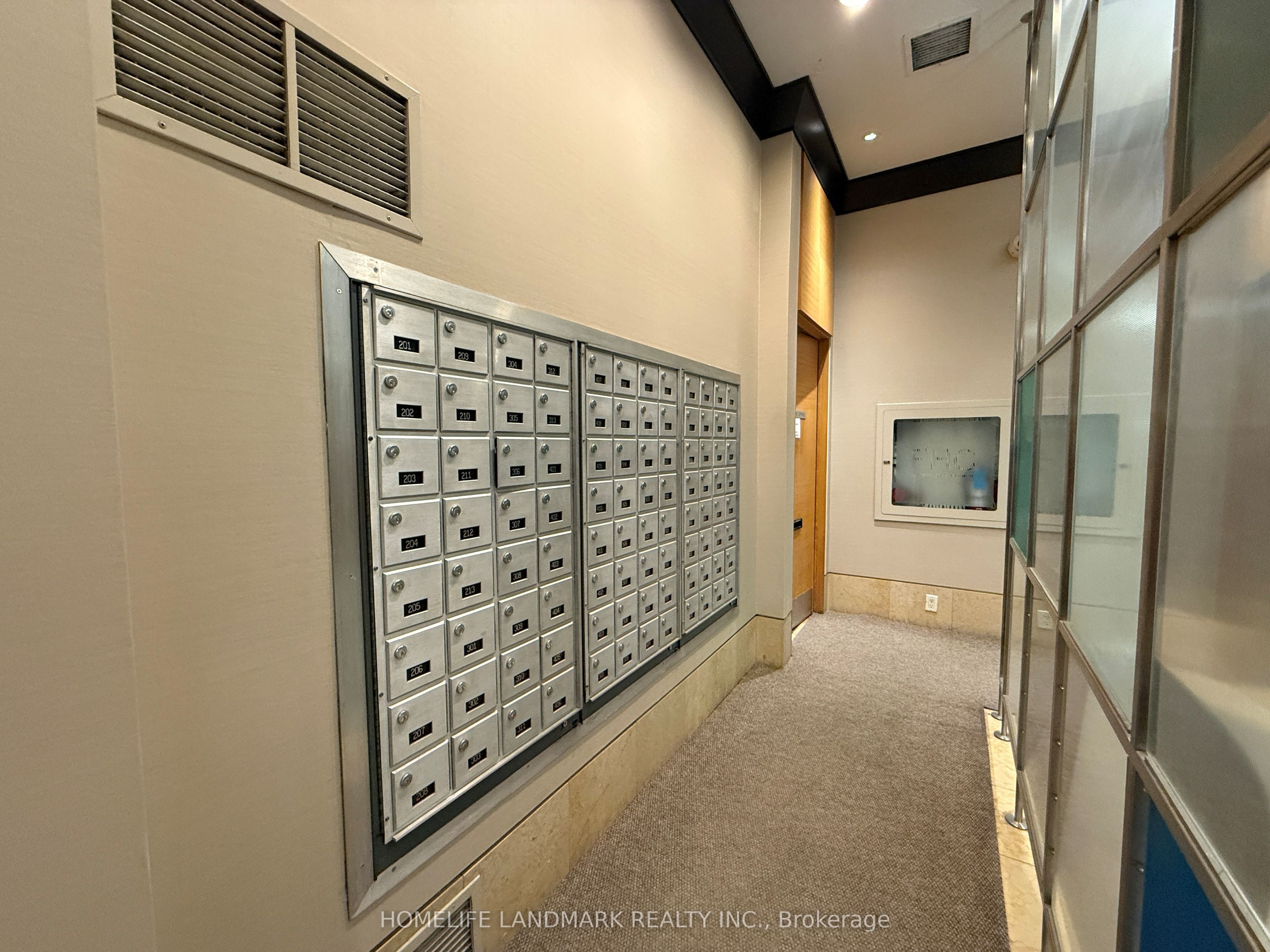 70 Alexander Street 311