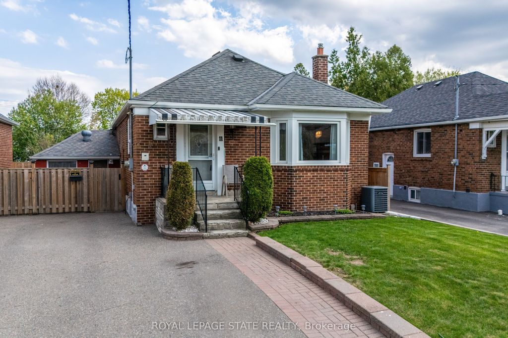 Photo of 11 Speers Avenue, Toronto, ON M9N 1E9 (MLS # W12283262)