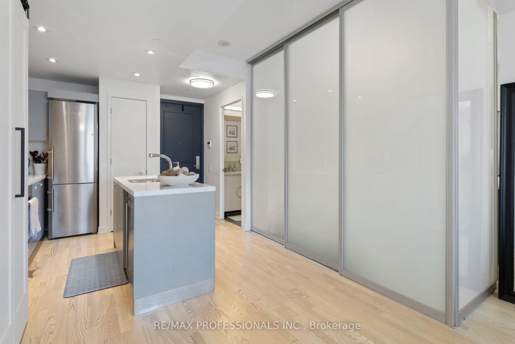 Photo of 88 Park Lawn Road #1502, Toronto, ON M8Y 0B5 (MLS # W13591952)