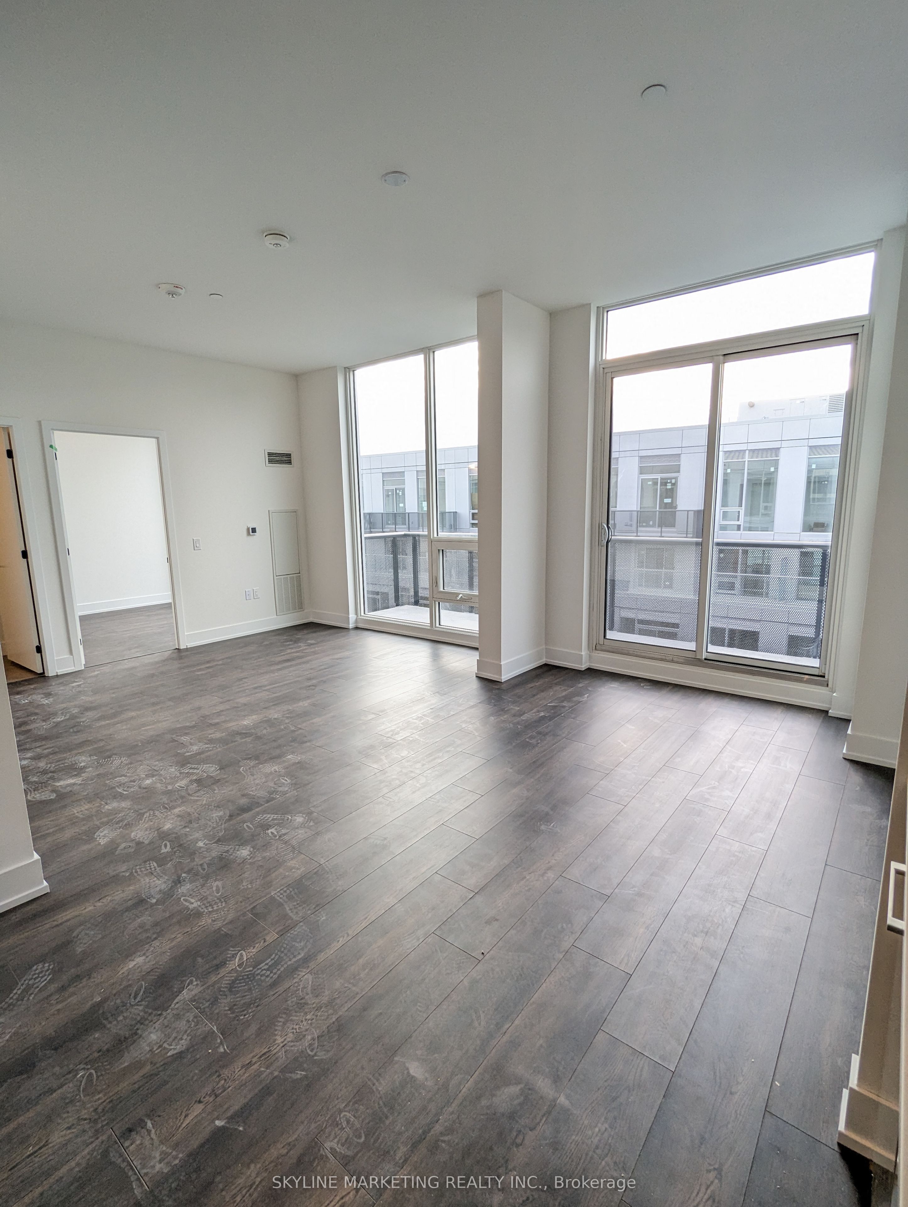 2450 Old Bronte Road 816