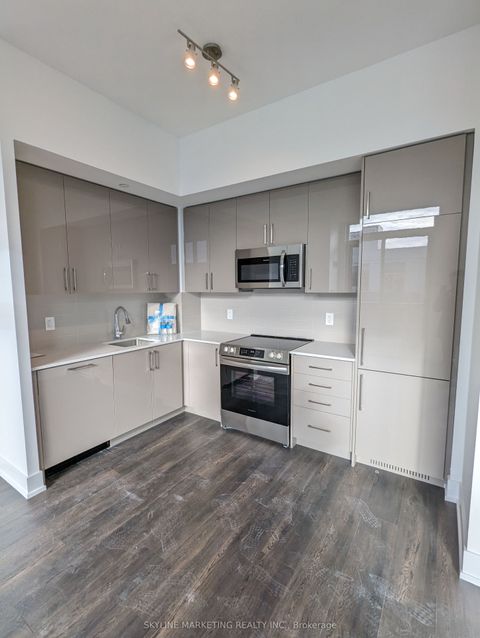 2450 Old Bronte Road 816 Oakville ON L6M 5P6