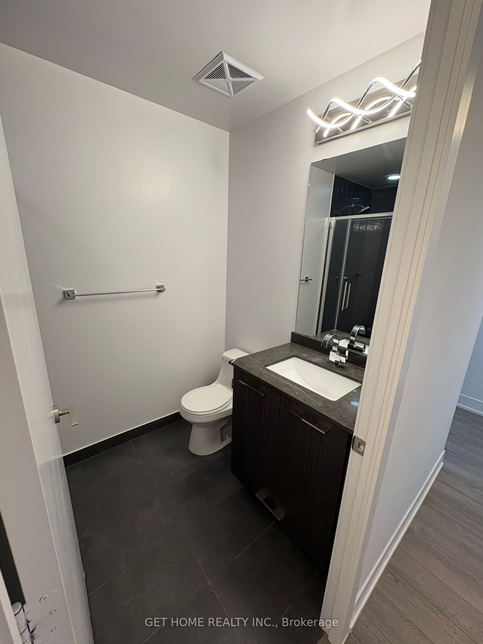 9471 Yonge Street 710