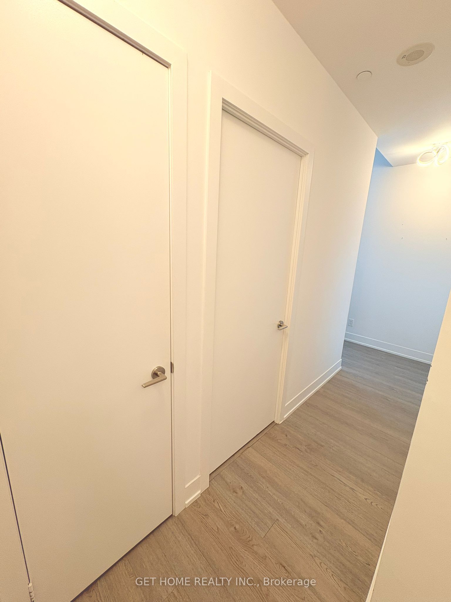 9471 Yonge Street 710