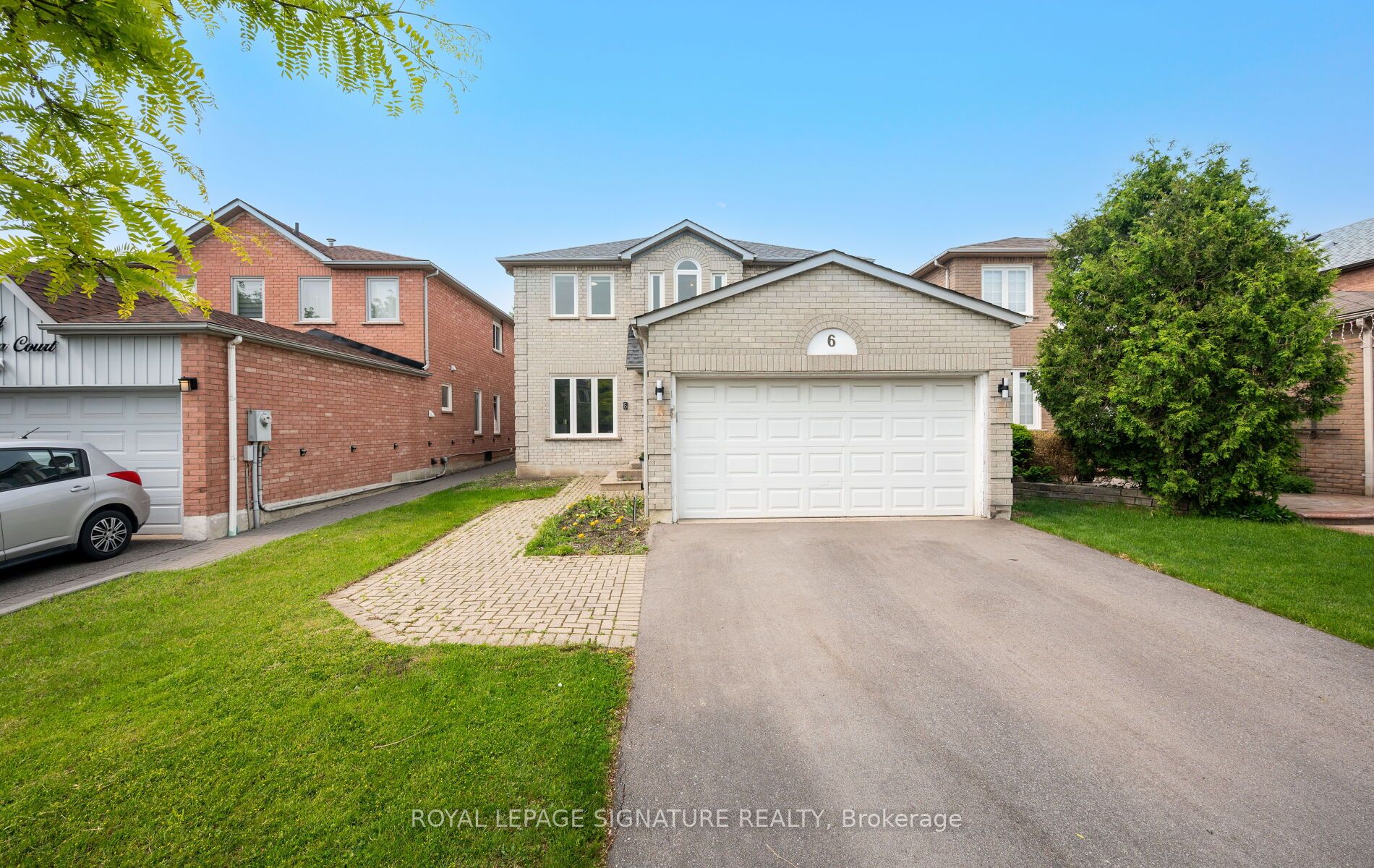 6 Nipigon Court