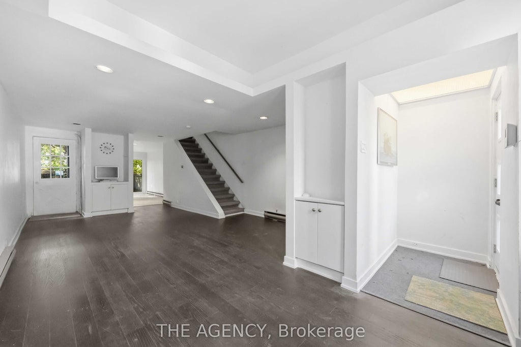 Photo of 87 Niagara Street, Toronto, ON M5V 1C9 (MLS # C14031006)