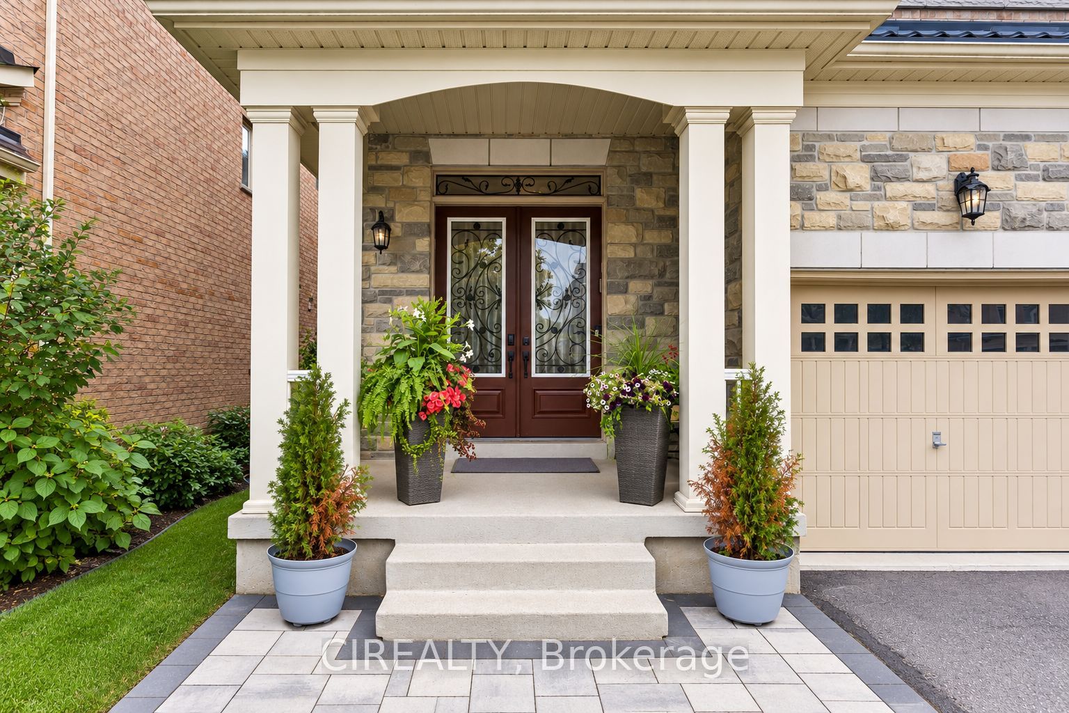289 Chatfield Drive