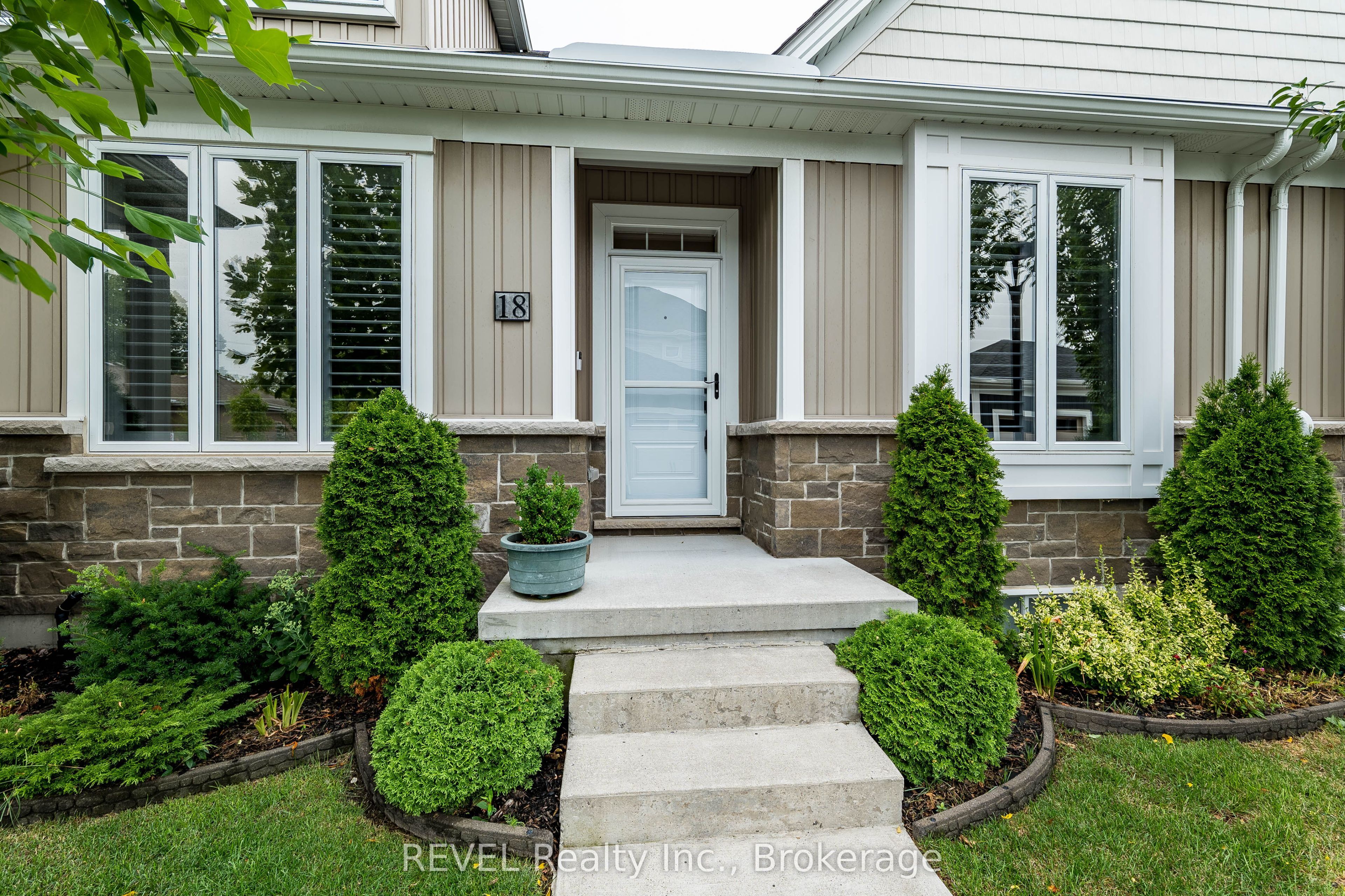 18 Princeton Common Street