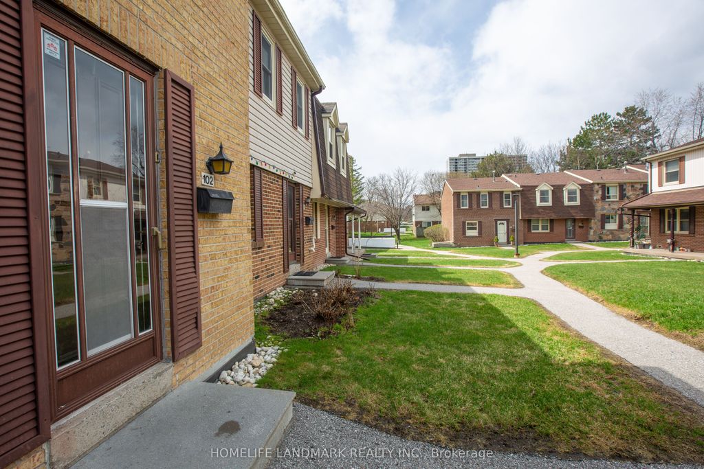 Photo of 91 L'amoreaux Drive S #102, Toronto, ON M1W 2J8 (MLS # E13042304)