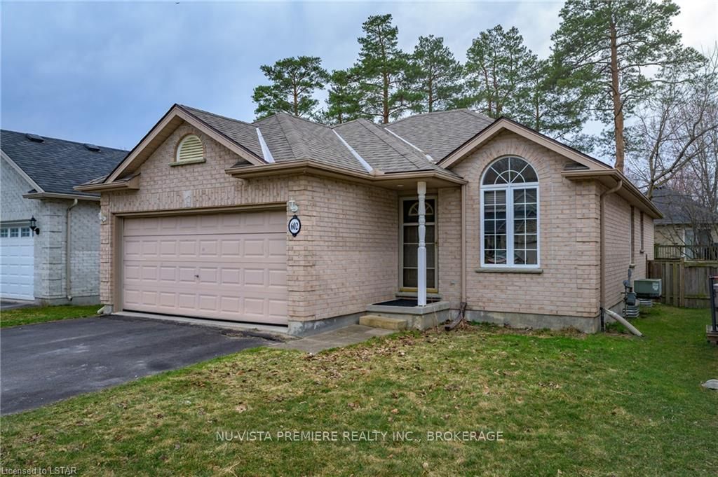 Photo of 602 SPRUCEWOOD Drive, London North, ON N5X 4J5 (MLS # X13857800)