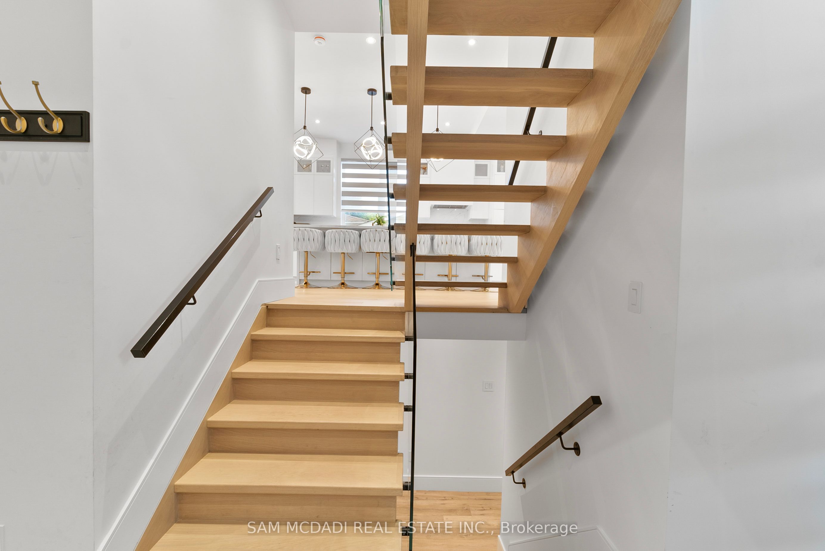 46 Cobblehill Road