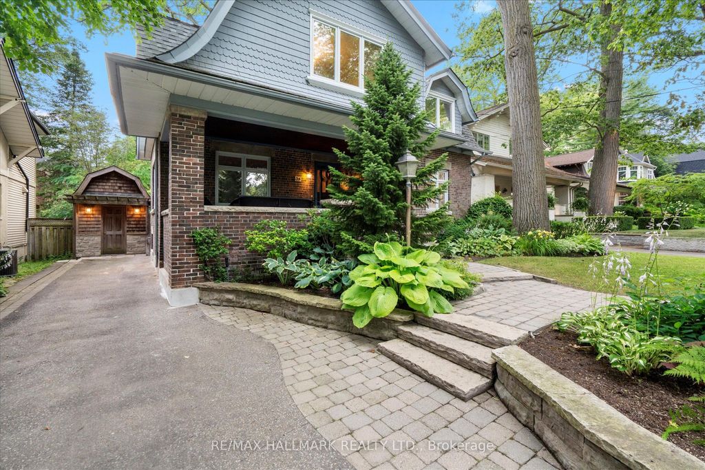 Photo of 34 Munro Park Avenue, Toronto, ON M4E 3M3 (MLS # E12298808)