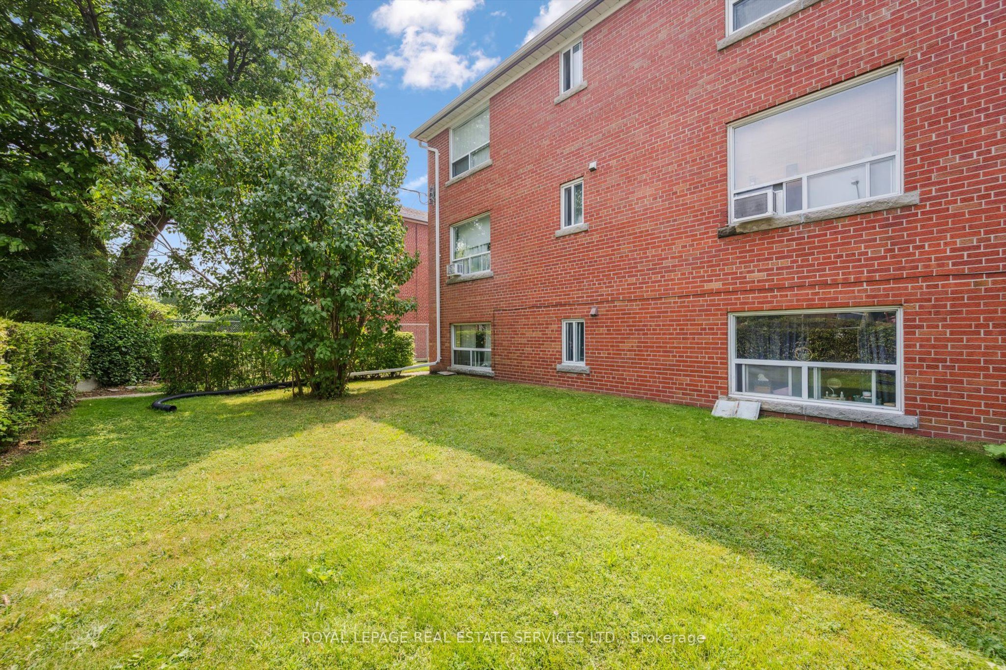 19 Dover Drive