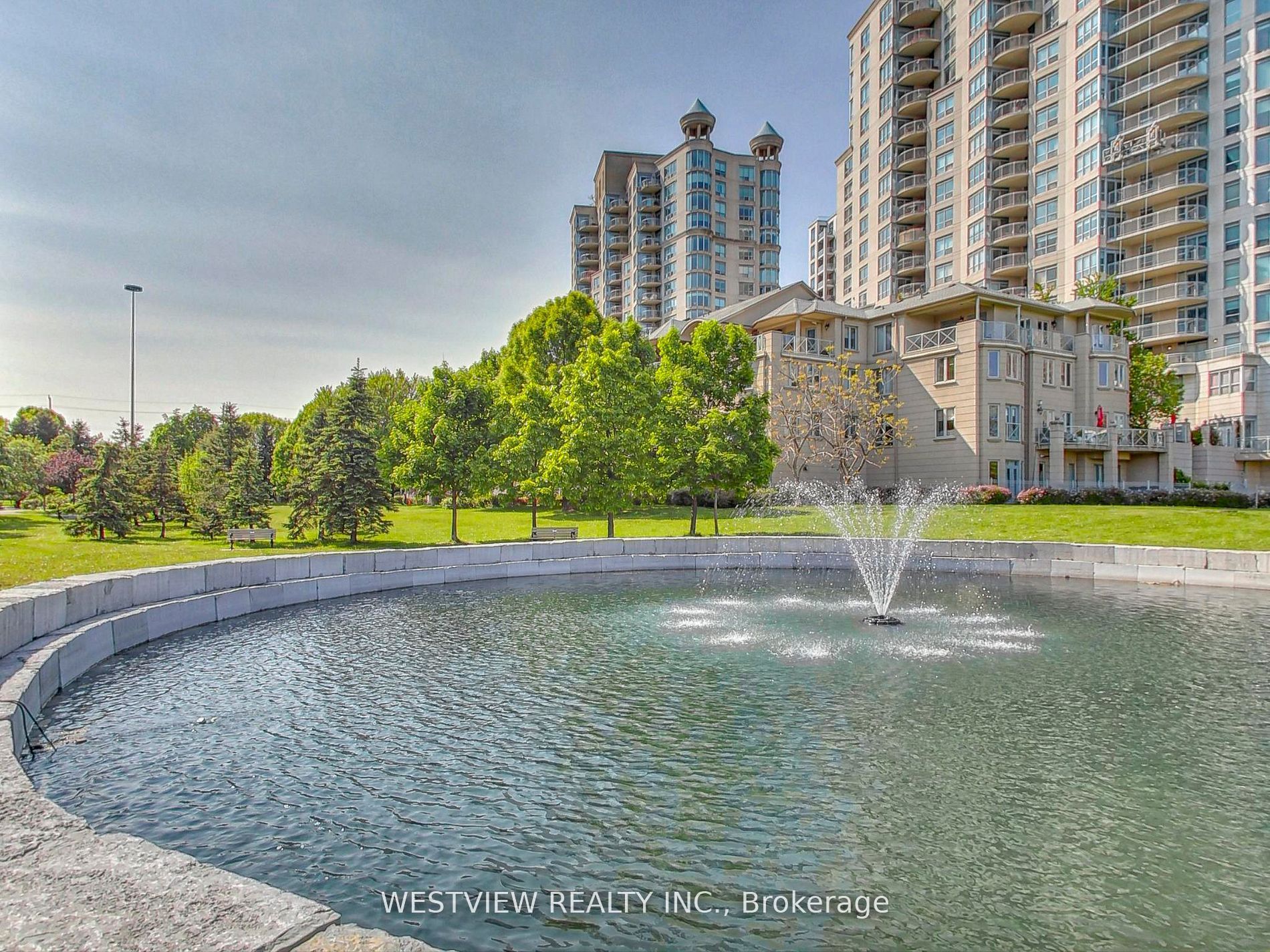 2111 Lake Shore Boulevard 116