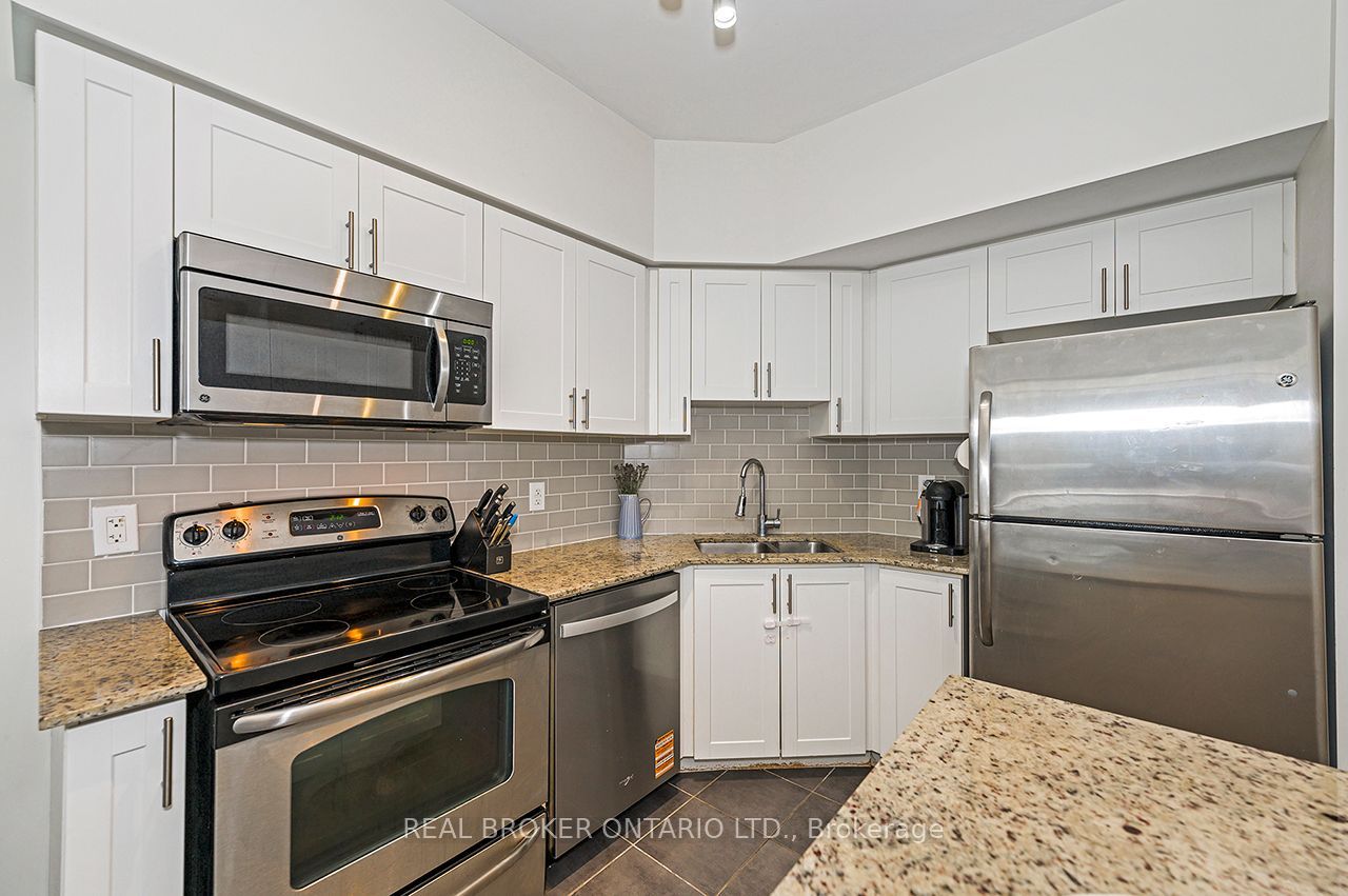 1940 Ironstone Drive 403