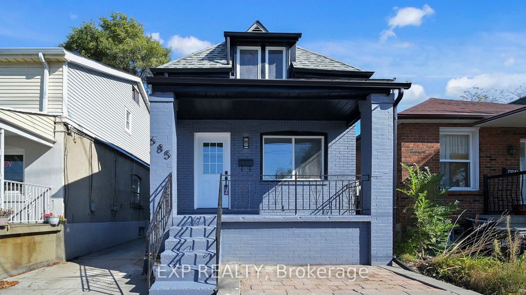 Photo of 685 Jane Street, Toronto, ON M6N 4A6 (MLS # W12534896)