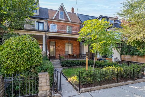 154 Gore Vale Avenue Toronto ON M6J 2R6