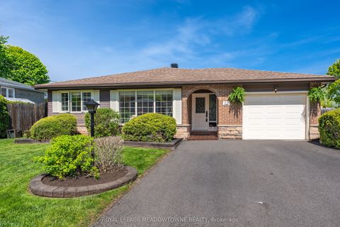 12 Heather Court Halton Hills ON L7G 2R6