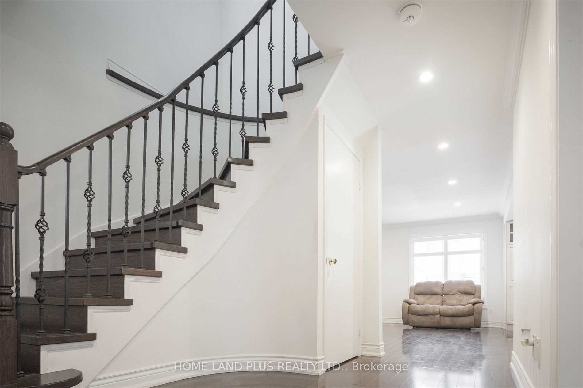 31 Nightstar Drive